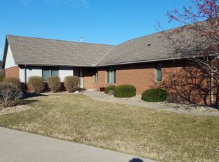 105 Barrington Pl, Morton, IL