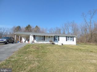 10425 Hades Church Rd, Greencastle, PA 17225
