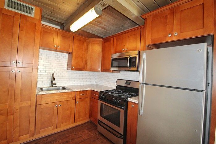 1st image of 1502 Scott St APT 14