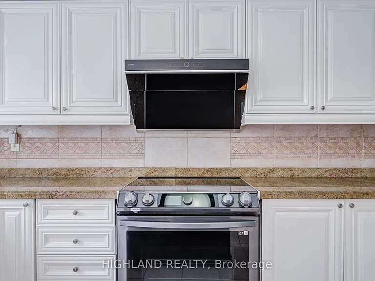 1472 Bayshire Dr — Photo 7