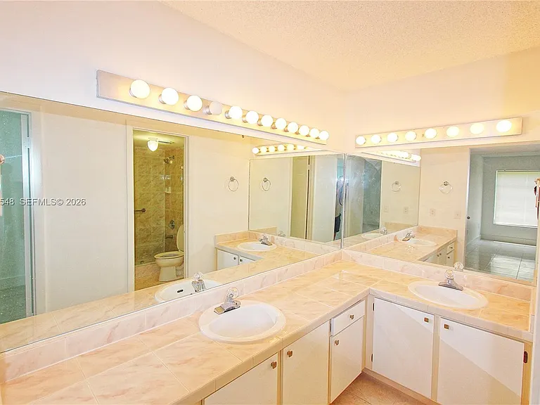 5800 SW 127th Ave #2112 — Photo 16