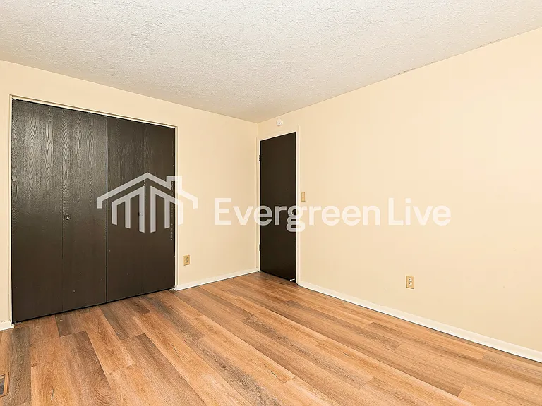 8127 Mount Charles Dr — Photo 9