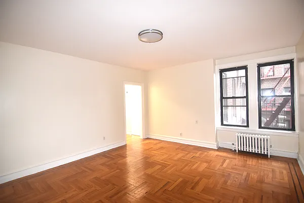 Rented by The Agency | media 15