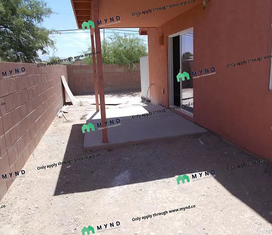 2nd image of 967 E Robert Hansen Dr #1