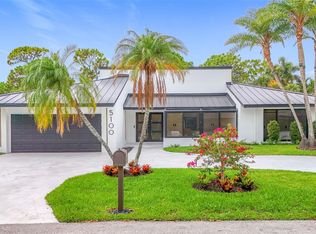 5100 Pineview Cir, Delray Beach, FL 33445