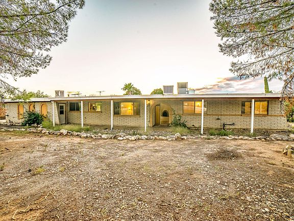 5th image of 3761 N Tres Lomas Dr