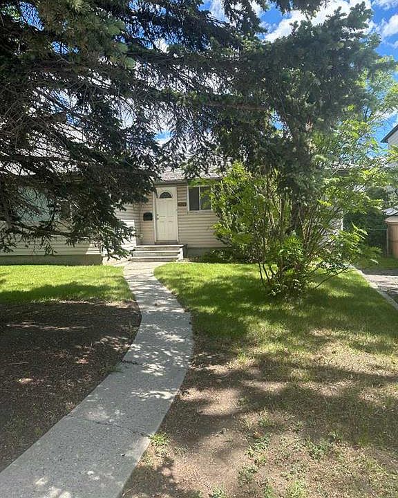1st image of 3228 W Kerrydale Rd SW
