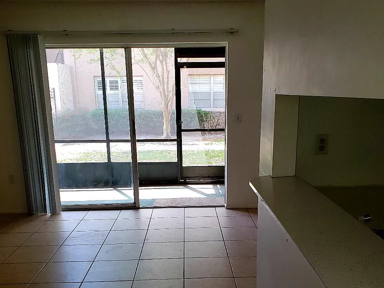 1157 Calle Del Norte #B — Photo 2