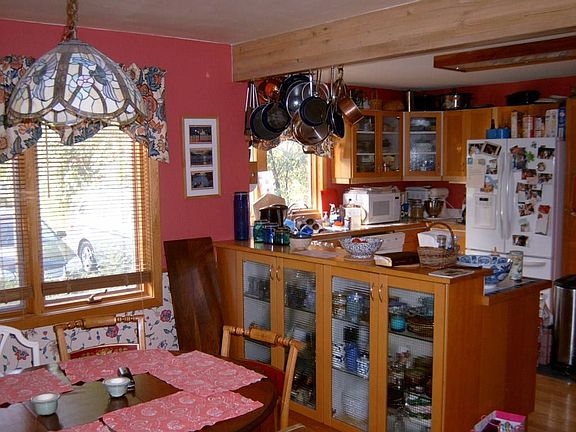 Dining room looking toward living room