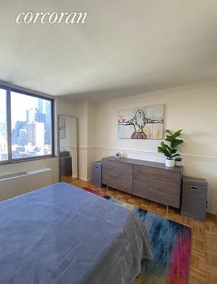 Rented by Corcoran | media 12