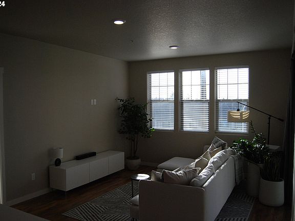 3rd image of 17181 SW Snowdale St #202