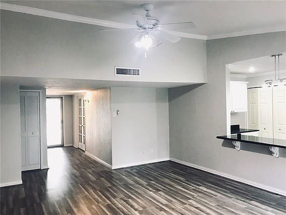 5th image of 3117 Furneaux Ln