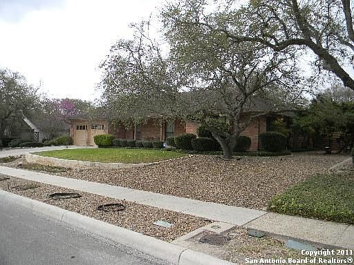 3rd image of 229 Sandhill Dr