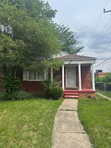 8824 Artesian St, Detroit, MI, 48228