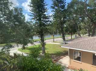 704 Virginia Dr #704, Bradenton, FL 34205