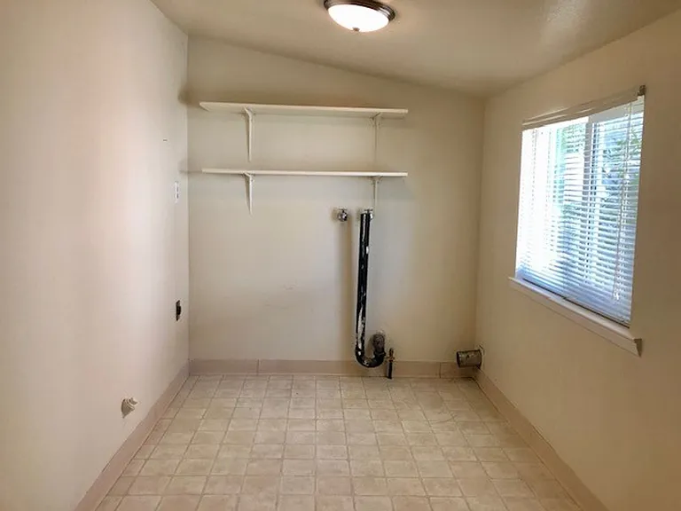 807 Natoma St — Photo 19