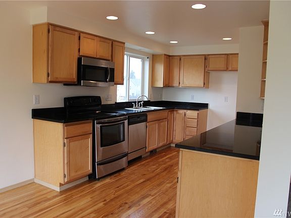 2nd image of 11411 SE 195th Pl