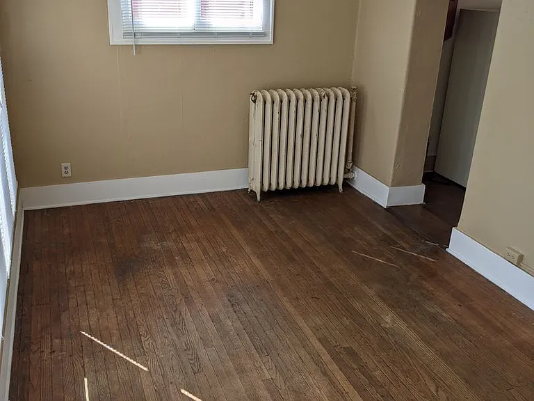 401 S Race St — Photo 12