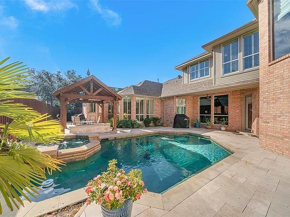 5th image of 5224 Scarborough Ln