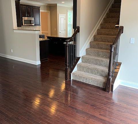 4th image of 5054 Notting Hill Dr