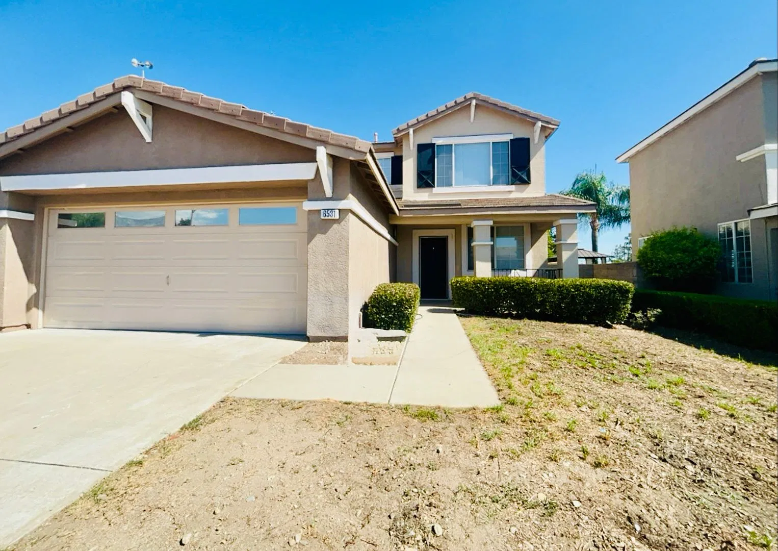 Beautiful Fontana Home Available Now!! — Photo 1