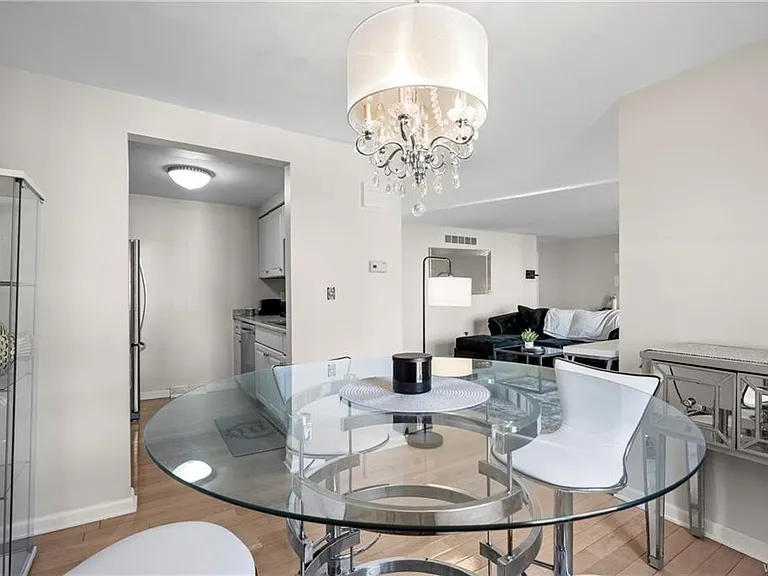 80 Groton Dr #2 — Photo 4