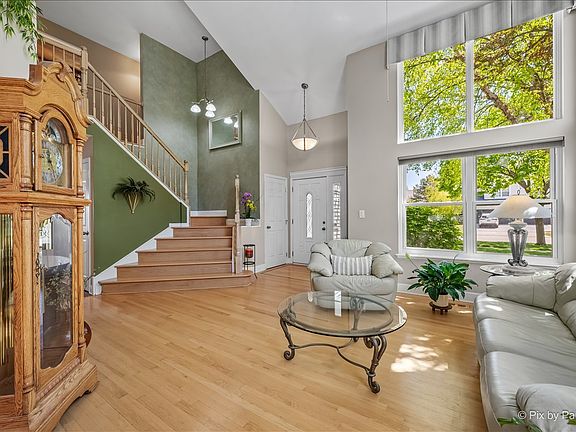 3rd image of 1461 Newcastle Ln