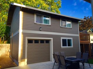 3803 SE 65th Ave UNIT B, Portland, OR 97206