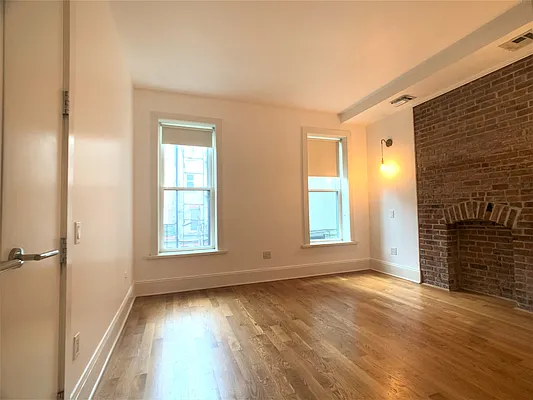 Sold by Cavanagh Properties LLC | media 18
