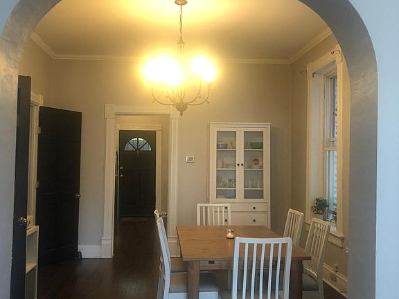 3rd image of 1409 N Maplewood Ave #1
