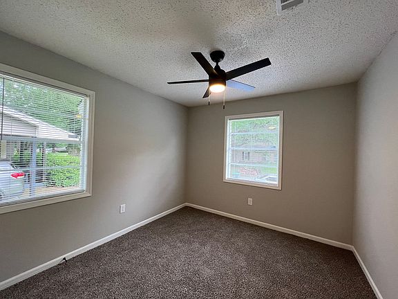 3rd image of 3707 Vanderwood Dr