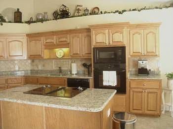 5th image of 4398 Essex Terrace Cir