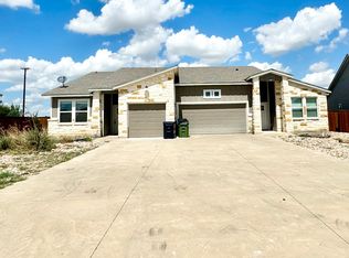 104 Bailey Kay Ct UNIT B, Jarrell, TX 76537