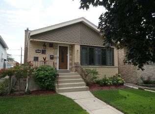 5741 S Moody Ave, Chicago, IL