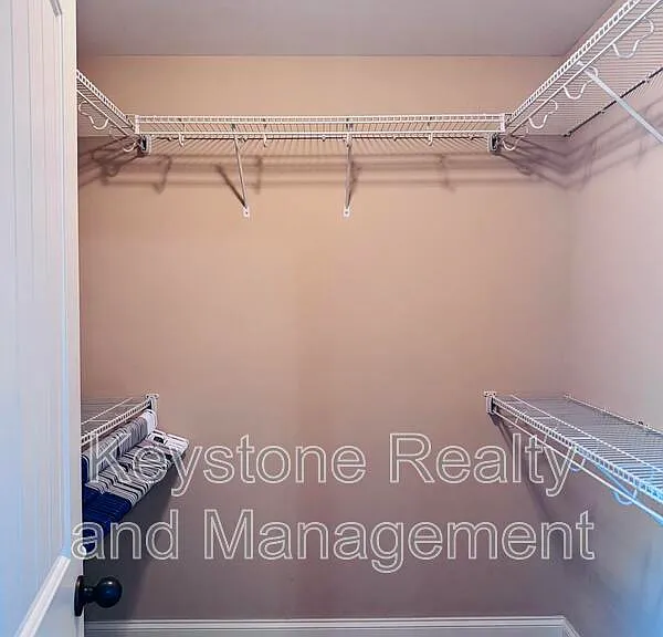 2469 Senseney Dr — Photo 7