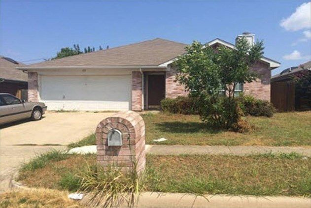 1st image of 819 Birkhill Trl