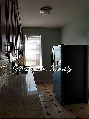 Rented by Metropolis International Realty Inc. | media 10