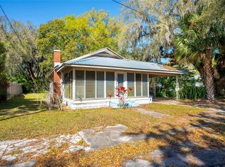 112 1st St NW, Fort Meade, FL 33841