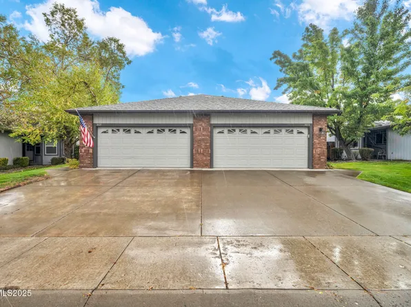 3033 Doubletree Ln, Carson City, NV 89701