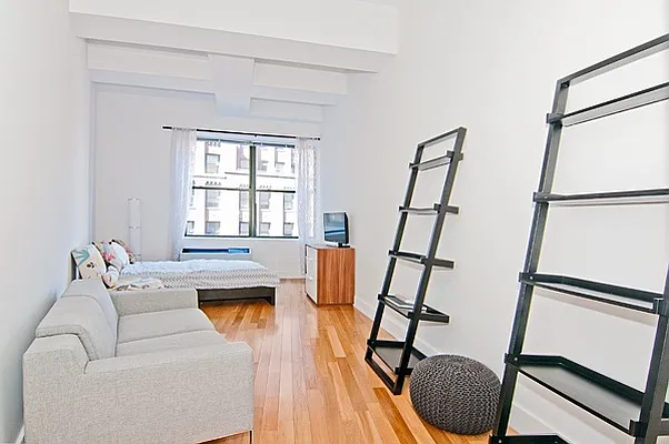 Rented by Nest Seekers International | media 22