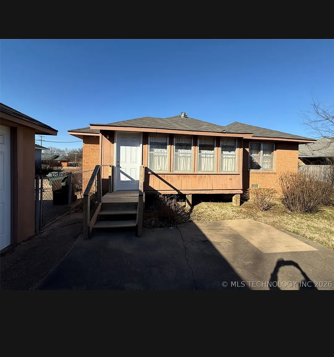 2 bed, 1420 sqft, $1,250 — Photo 1