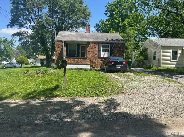 207 Edwards St, Cahokia, IL 62206