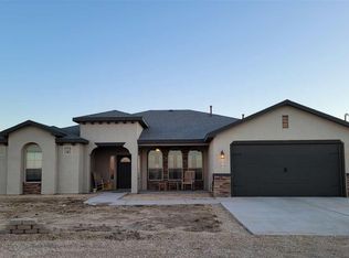 705 W Chapman Rd, Carlsbad, NM 88220