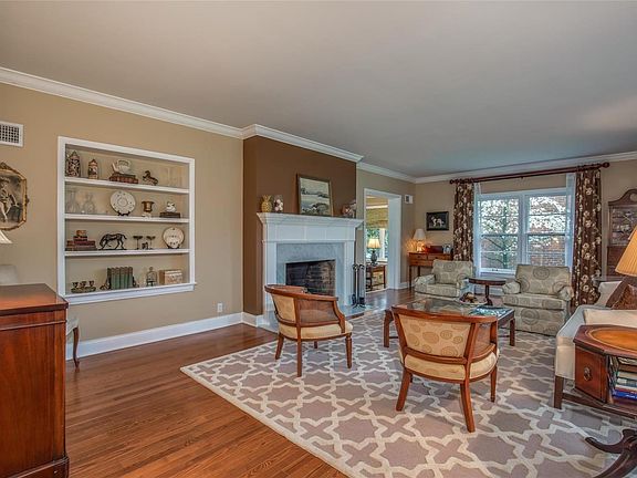 The well sized Living room.