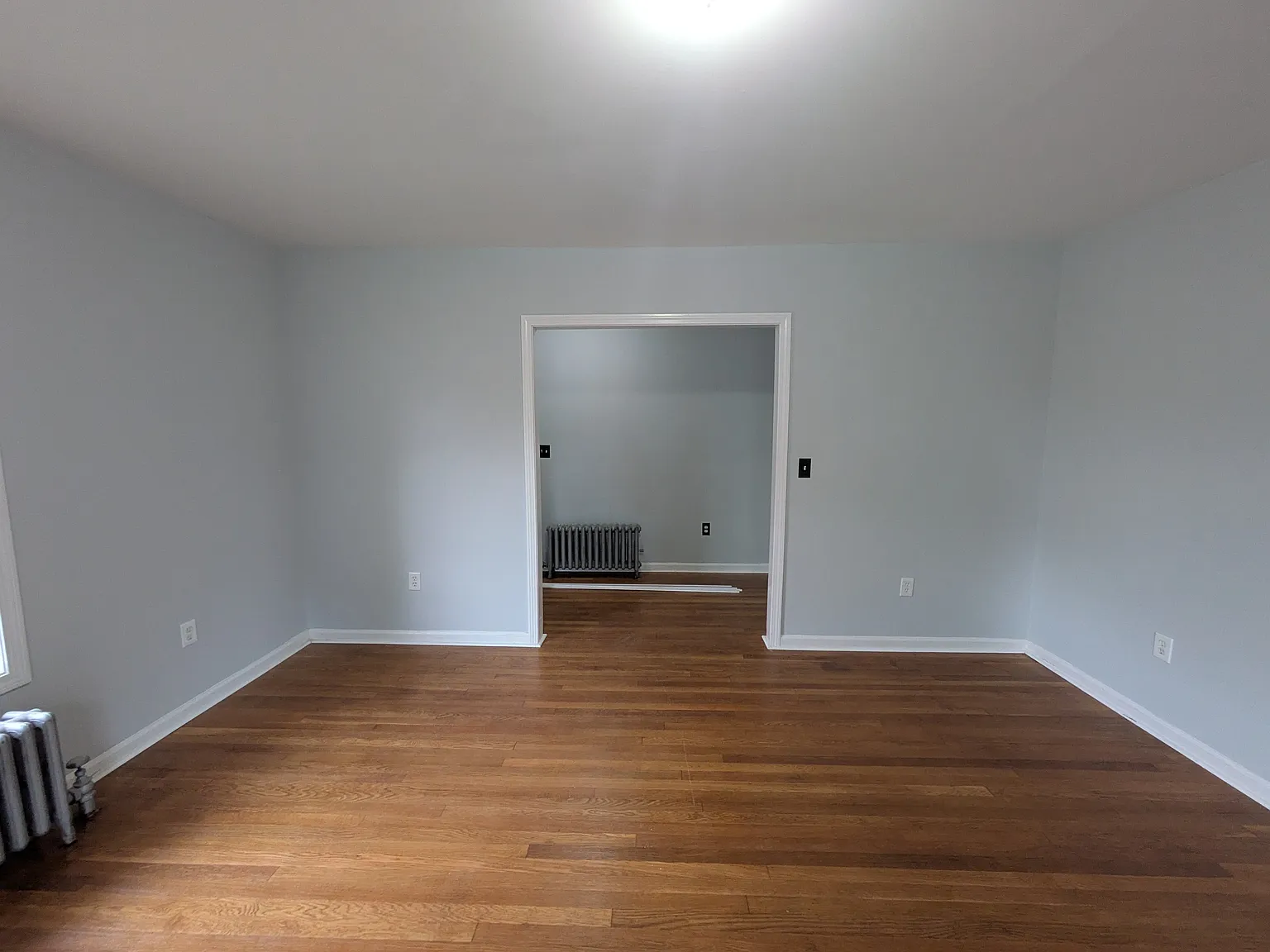 3 bed, 1100 sqft, $1,975 — Photo 4