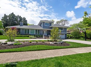 860 Oak Dr, Glencoe, IL 60022