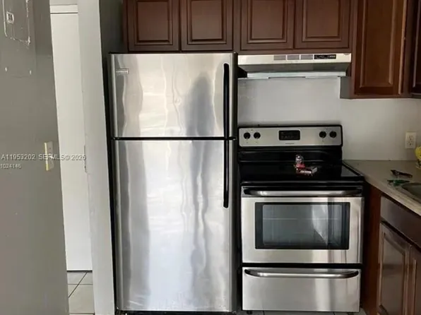 4848 NW 24th Ct APT 306, Fort Lauderdale, FL 33313