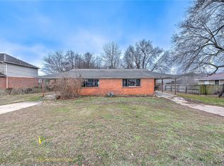 2245 & 2247 W Deane St, Fayetteville, AR 72703