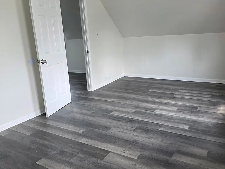 187 E 25th St #2 — Photo 5