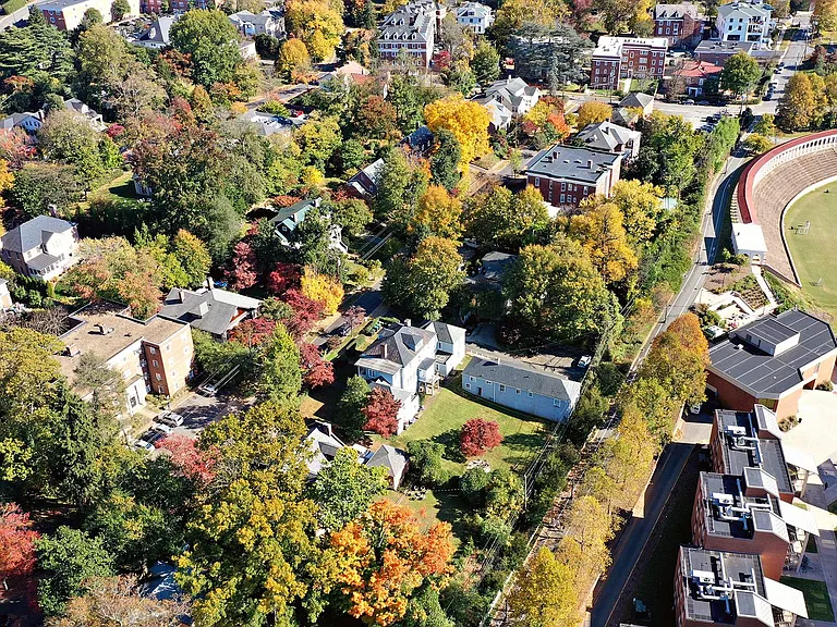 32 University Cir #201 — Photo 16